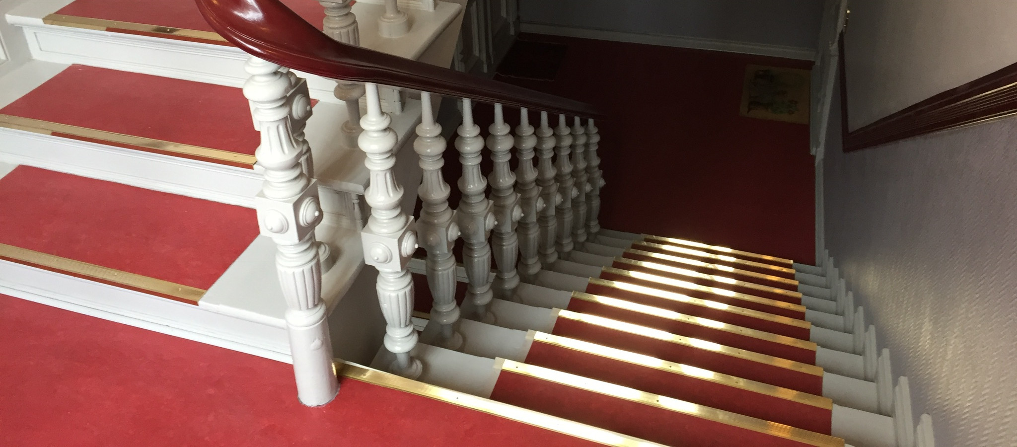 Galerie Foto - Treppenhausanstrich