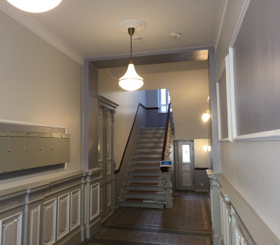 Galerie Foto - Treppenhausanstrich